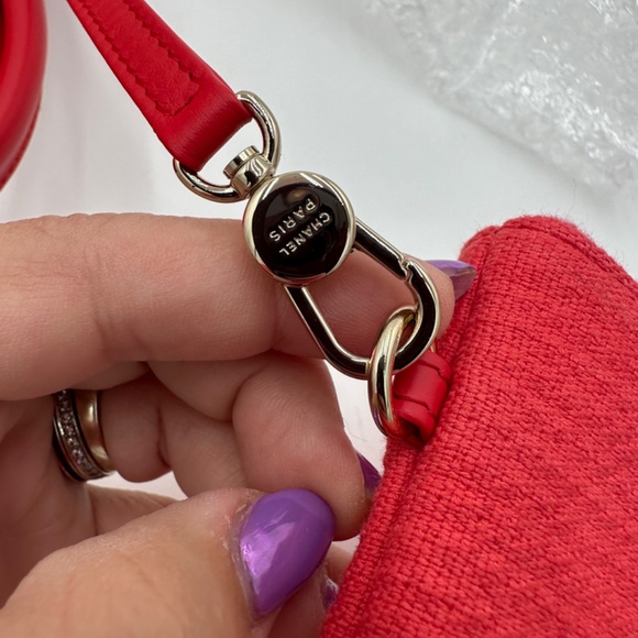 Chanel Tote with Pouch - Picture 8 of 16